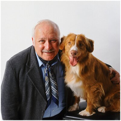 Egy kép Stanley Cornenről